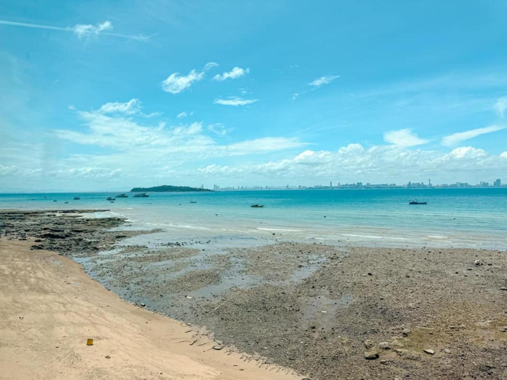 Baan Sailboat Beach Kohlarn Extérieur photo